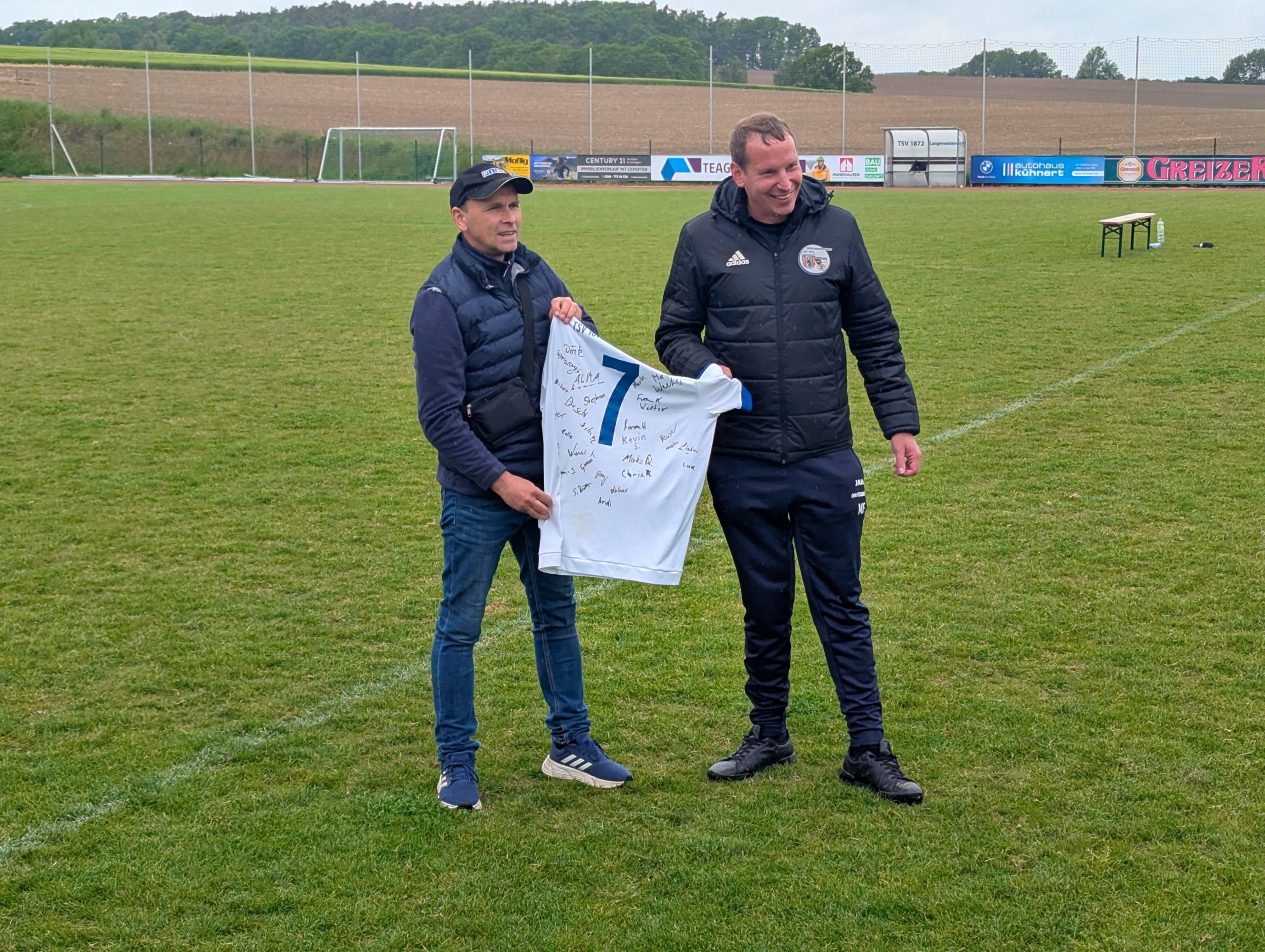 Michael Farack wird als Trainer der Zweiten verabschiedet